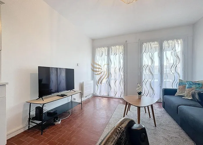 2-room, 4 Guests, Beach/port 5 Min, Wi-fi, Parking Apartmán Fréjus